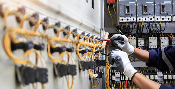 Professional Electrician technician working in Santa Fe Springs, CA